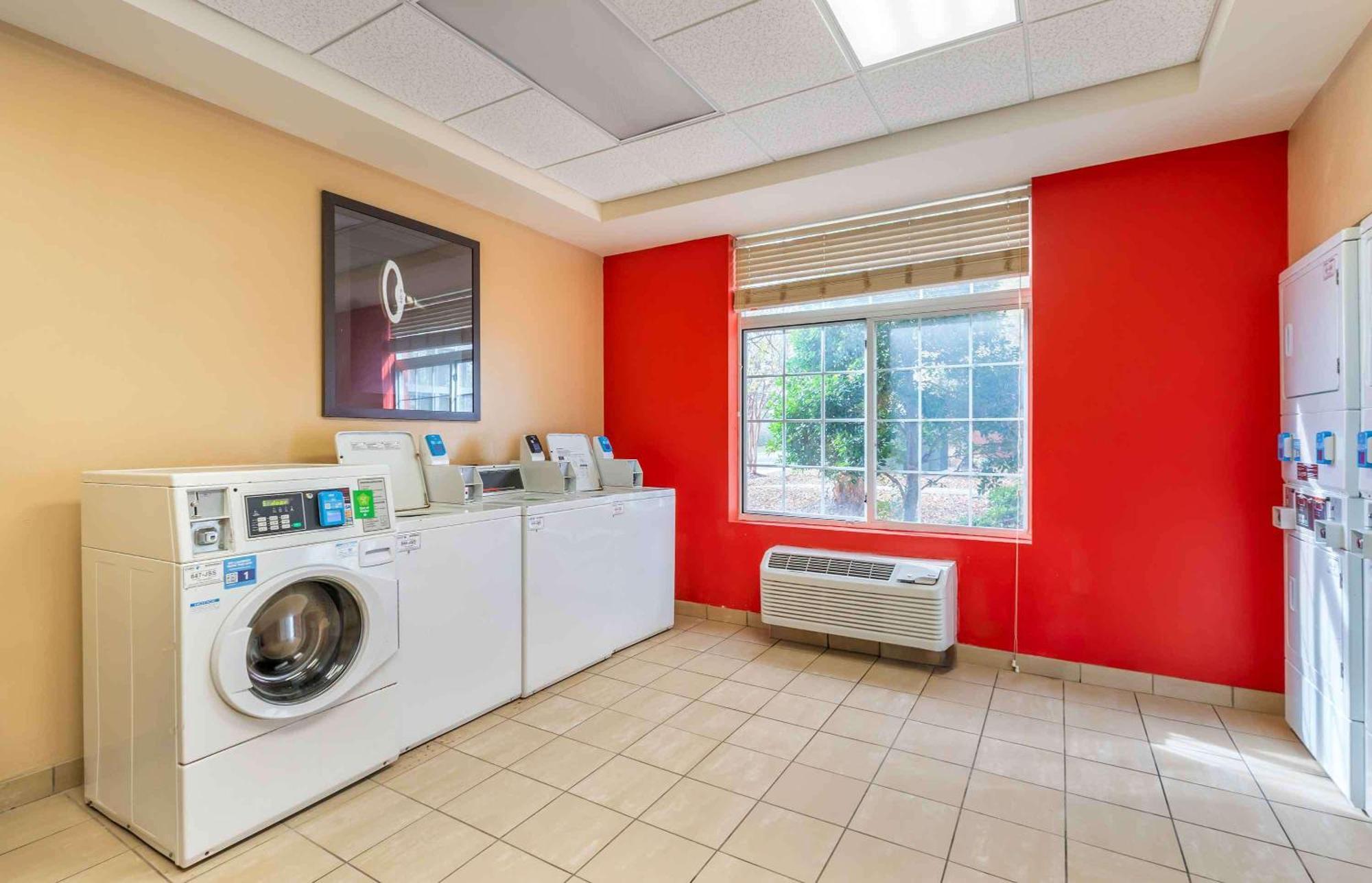 Extended Stay America Suites - Chesapeake - Greenbrier Circle מראה חיצוני תמונה