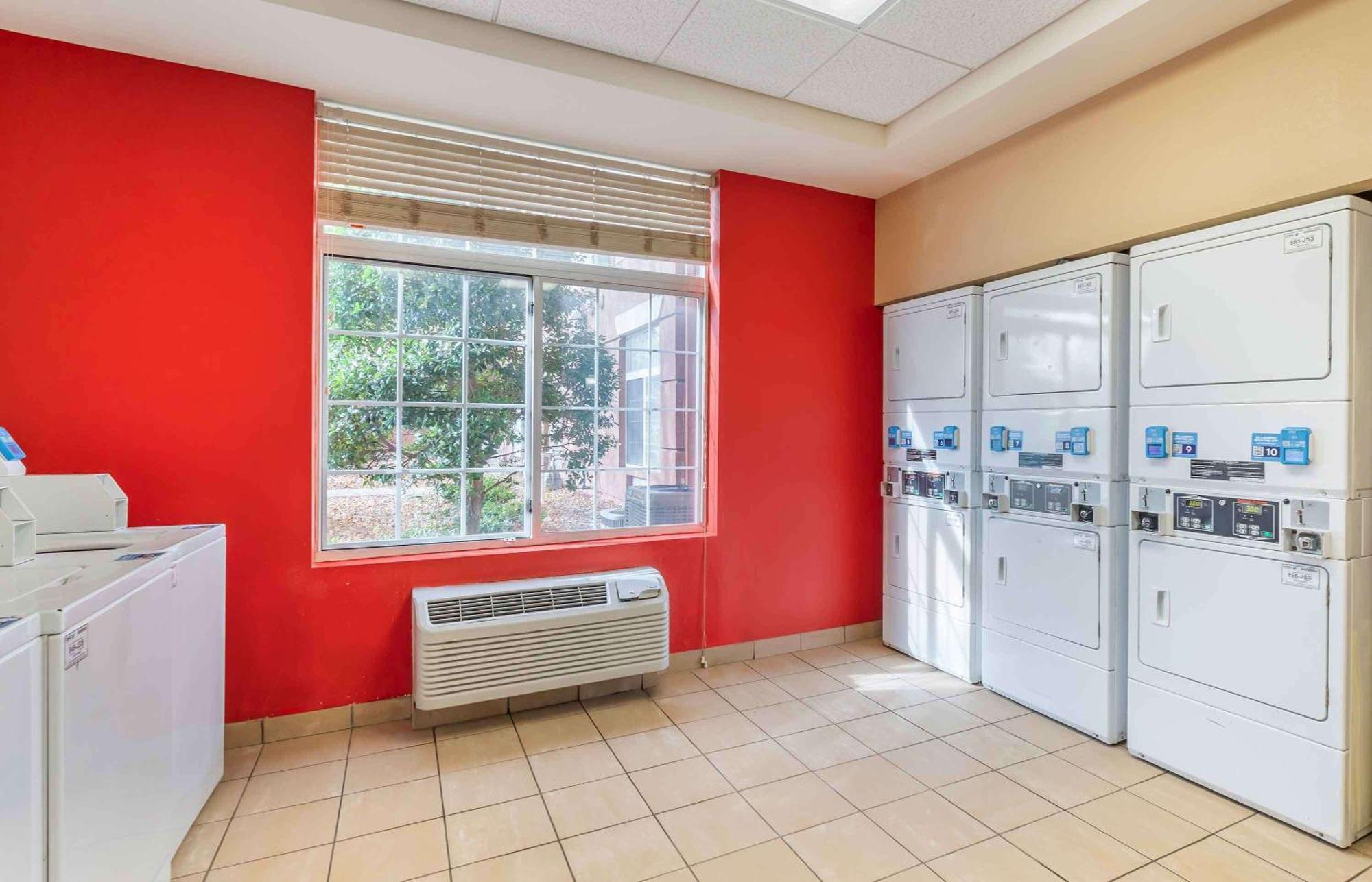 Extended Stay America Suites - Chesapeake - Greenbrier Circle מראה חיצוני תמונה